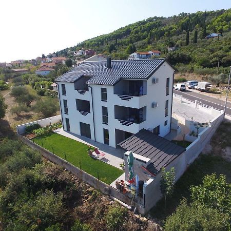 Vila Marijana Preko Luaran gambar