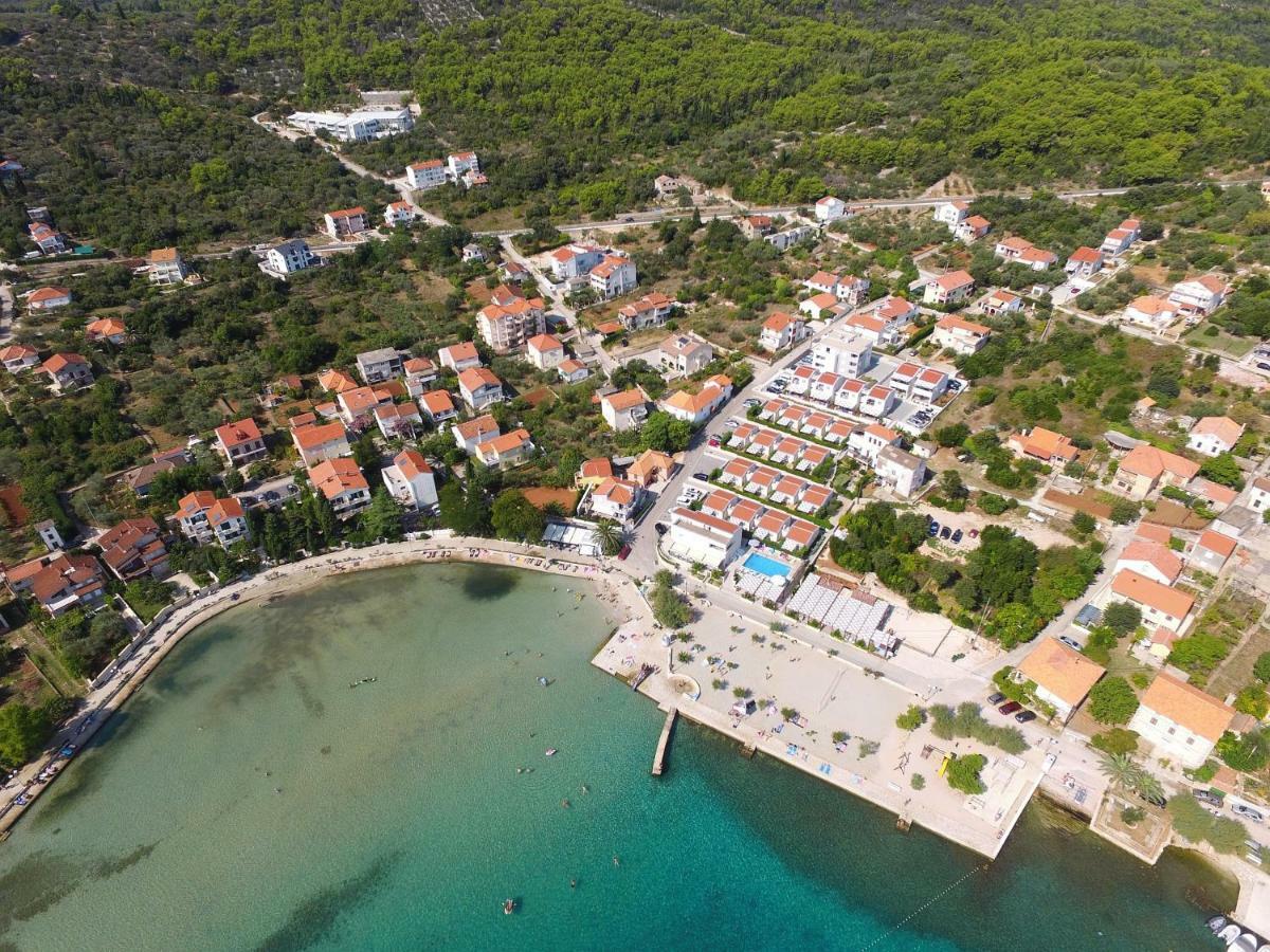 Vila Marijana Preko Luaran gambar