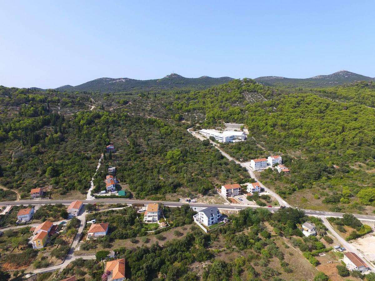 Vila Marijana Preko Luaran gambar